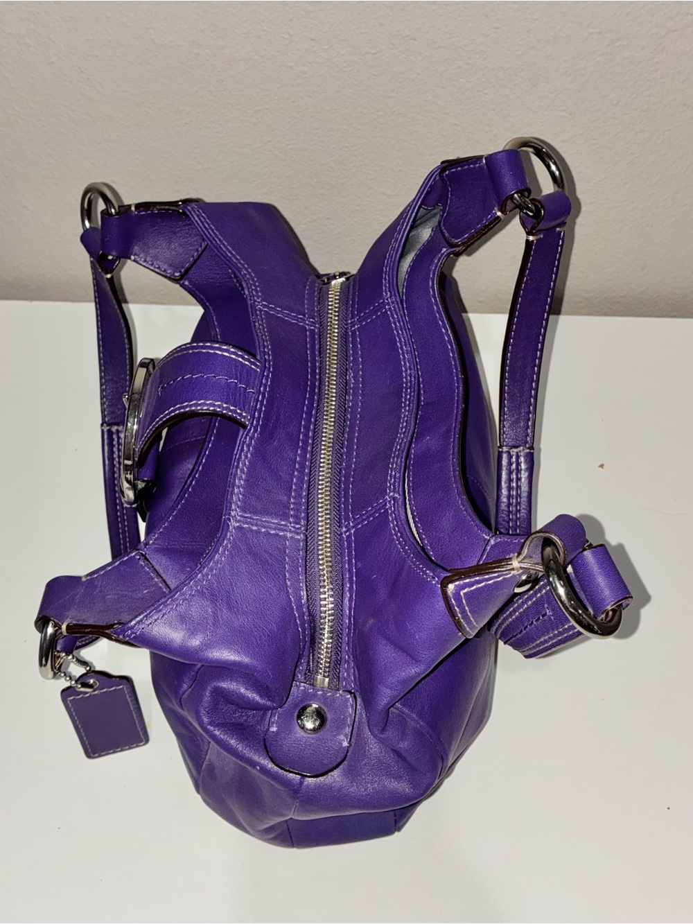 COACH Purple Leather Shoulder Bag with Buckle Detail and 3 sections - Picture 5 of 9